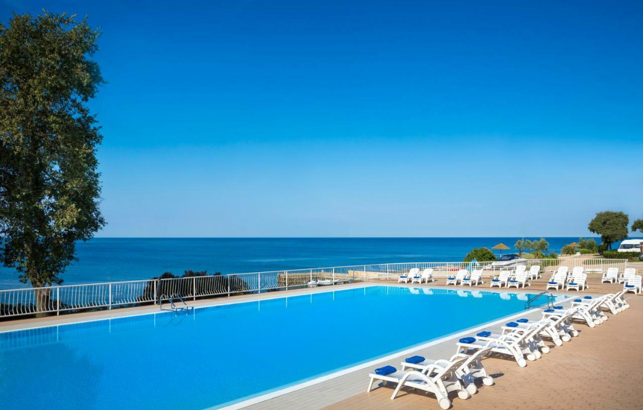 Victoria Mobilehome In Solaris Fkk Naturist Camping Resort Poreč Exterior foto